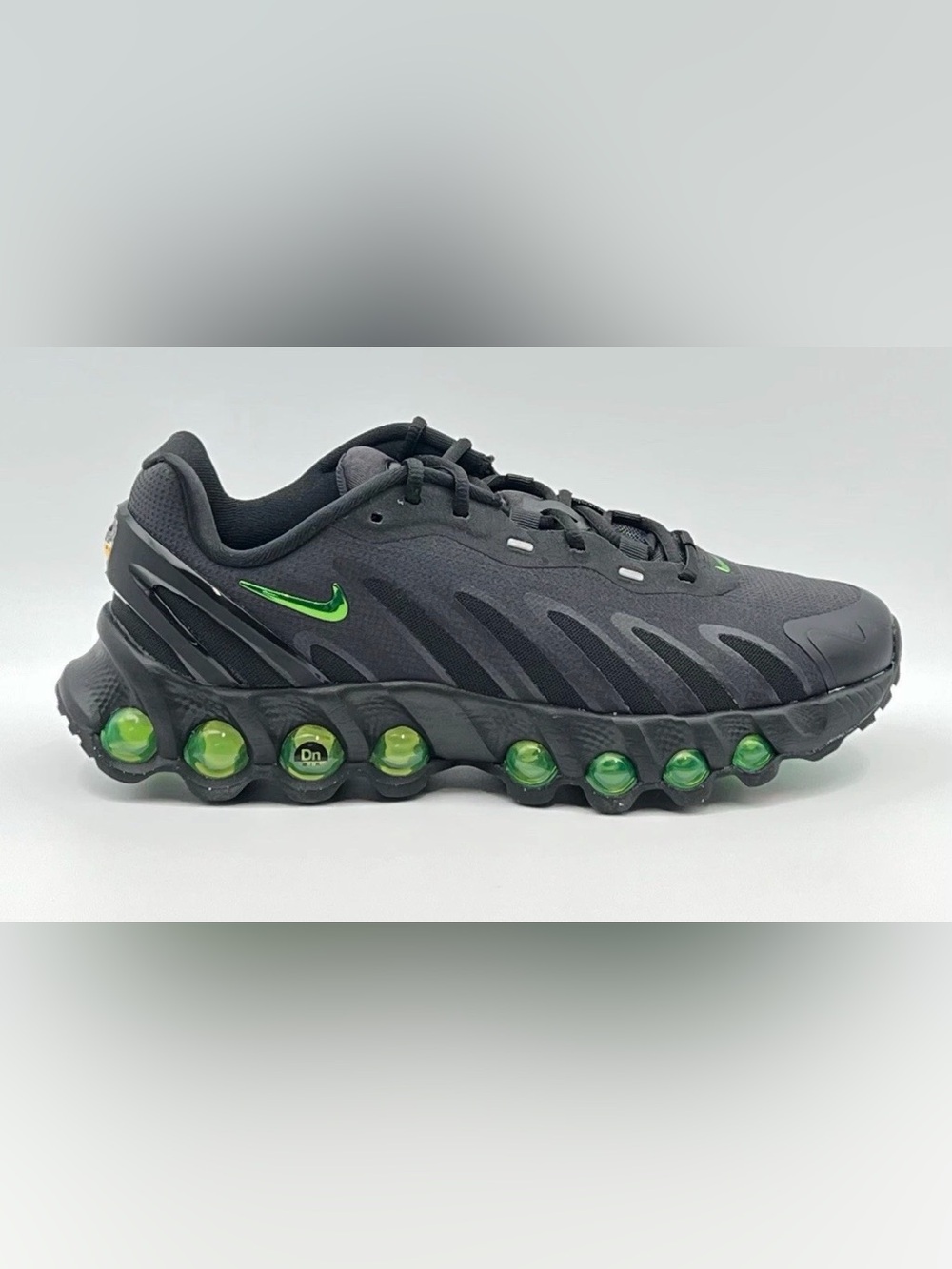 Nike Air Max Dn Black Green Strike Black & Green Sneakers
